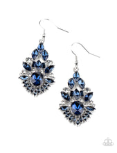 Cargar imagen en el visor de la galería, Paparazzi 💜 &quot;Ice Castle Couture&quot; -- Blue Earrings
