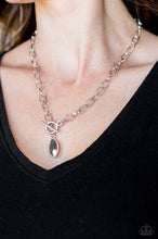 Lade das Bild in den Galerie-Viewer, Paparazzi 💜 &quot;Club Sparkle&quot;- Silver Necklace
