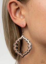 Cargar imagen en el visor de la galería, Paparazzi 💜 &quot;Taj Mahal Majesty&quot; -- Copper Earrings
