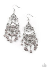 Charger l&#39;image dans la galerie, Paparazzi 💜 &quot;Glass Slipper Glamour&quot; -- Silver/Gray Earrings
