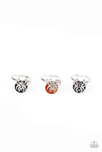 Cargar imagen en el visor de la galería, Paparazzi 💜 STARLET SHIMMER 💜 Halloween Spider Rings -- 5 Pack
