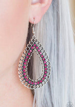 Cargar imagen en el visor de la galería, Paparazzi 💜 &quot;Mechanical Marvel&quot; -- Pink Earrings
