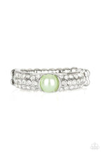 Charger l&#39;image dans la galerie, Paparazzi 💜 &quot;Brighten Your Day&quot; -- Light Green Ring
