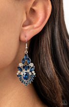 Cargar imagen en el visor de la galería, Paparazzi 💜 &quot;Ice Castle Couture&quot; -- Blue Earrings
