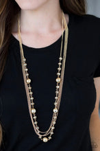 Cargar imagen en el visor de la galería, Paparazzi 💜 “High Standards” -- Gold Necklace
