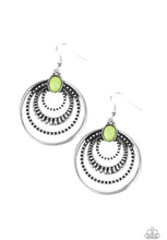 Charger l&#39;image dans la galerie, Paparazzi 💜 &quot;Southern Sol&quot; -- Green Earrings
