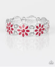 Charger l&#39;image dans la galerie, Paparazzi 💜 &quot;Dancing Dahlias&quot; -- Red Bracelet
