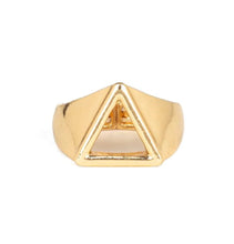 Lade das Bild in den Galerie-Viewer, Paparazzi 💜 Trident - Gold Ring
