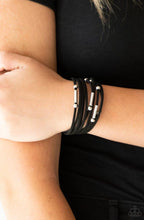 Cargar imagen en el visor de la galería, Paparazzi 💜 &quot;Back to Backpacker&quot; -- Black Urban Bracelet
