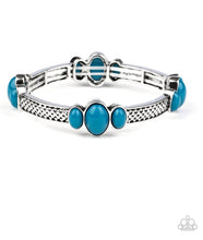 Lade das Bild in den Galerie-Viewer, Paparazzi 💜 &quot;Instant Zen&quot; -- Blue/Silver Bracelet
