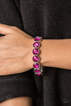 Cargar imagen en el visor de la galería, Paparazzi 💜 &quot;Number One Knockout&quot; -- Pink Bracelet
