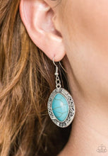 Cargar imagen en el visor de la galería, Paparazzi 💜 &quot;Aztec Horizon&quot; -- Blue Earrings
