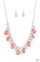 Lade das Bild in den Galerie-Viewer, Paparazzi 💜 &quot;Pacific Posh&quot; -- Pink/Silver Necklace
