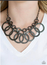 Cargar imagen en el visor de la galería, Paparazzi 💜 &quot;Jammin&#39; Jungle&quot; -- Gunmetal Necklace
