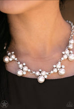 Lade das Bild in den Galerie-Viewer, Paparazzi 💜 &quot;Toast to Perfection&quot; -- White Necklace
