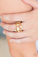 Charger l&#39;image dans la galerie, Paparazzi 💜 &quot;Moon Mood&quot; -- Gold Moonstone Ring
