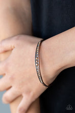 Cargar imagen en el visor de la galería, Paparazzi 💜 &quot;Just SPARKLE And Wave&quot; -- Copper Bracelet
