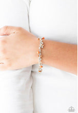 Cargar imagen en el visor de la galería, Paparazzi 💜 &quot;Aquatic Adventure&quot; -- Orange Bracelet
