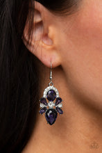 Lade das Bild in den Galerie-Viewer, Paparazzi 💜 “ Stunning Starlet” — Purple Earrings
