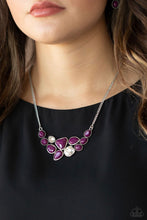 Lade das Bild in den Galerie-Viewer, Paparazzi 💜 &quot;Breathtaking Brilliance&quot; -- Purple Necklace
