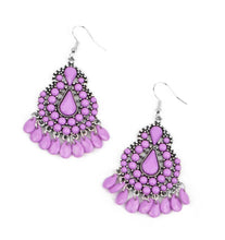 Lade das Bild in den Galerie-Viewer, Paparazzi 💜 Persian Posh - Purple  Earrings
