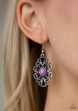 Cargar imagen en el visor de la galería, Paparazzi 💜 &quot;Over the POP&quot; -- Purple Earrings
