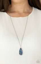 Lade das Bild in den Galerie-Viewer, Paparazzi 💜 &quot;Daily Dose of Sparkle&quot; -- Blue Necklace
