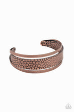 Cargar imagen en el visor de la galería, Paparazzi 💜 &quot;Jungle Jingle&quot; -- Copper Cuff Bracelet
