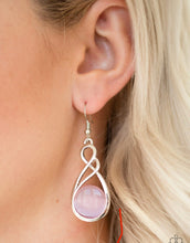 Cargar imagen en el visor de la galería, Paparazzi 💜 Swept Away - Pink Earrings
