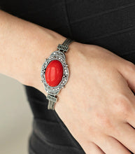 Cargar imagen en el visor de la galería, Paparazzi 💜 Top-Notch Drama - Red Bracelet
