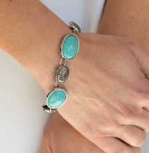 Load image into Gallery viewer, Paparazzi 💜 Cactus Country - Blue  Bracelet
