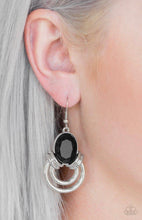 Cargar imagen en el visor de la galería, Paparazzi 💜 &quot;Real Queen&quot; -- Black/Silver Earrings
