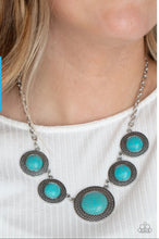 Lade das Bild in den Galerie-Viewer, Paparazzi 💜”Circle the wagons” - blue silver Necklace For
