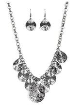 Load image into Gallery viewer, Paparazzi ♥ Texture Storm - Black- Gunmetal  Necklace
