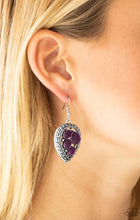 Cargar imagen en el visor de la galería, Paparazzi 💜 &quot;Wild Heart Wonder&quot; -- Purple Earrings
