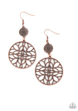 Cargar imagen en el visor de la galería, Paparazzi 💜 &quot;Mandala Eden&quot; -- Copper Earrings
