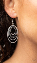 Load image into Gallery viewer, Paparazzi 💜 &quot;Date Night Diva&quot; -- Black Earrings
