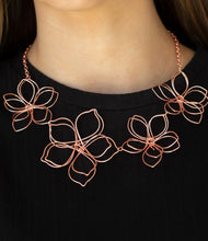 Load image into Gallery viewer, Paparazzi 💜 Flower Garden Fashionista - Copper Necklace
