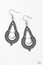 Charger l&#39;image dans la galerie, Paparazzi 💜 &quot;Zoomin&#39; Zumba&quot; -- Silver/White Earrings
